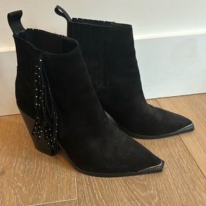 Kenneth Cole western suede booties 7